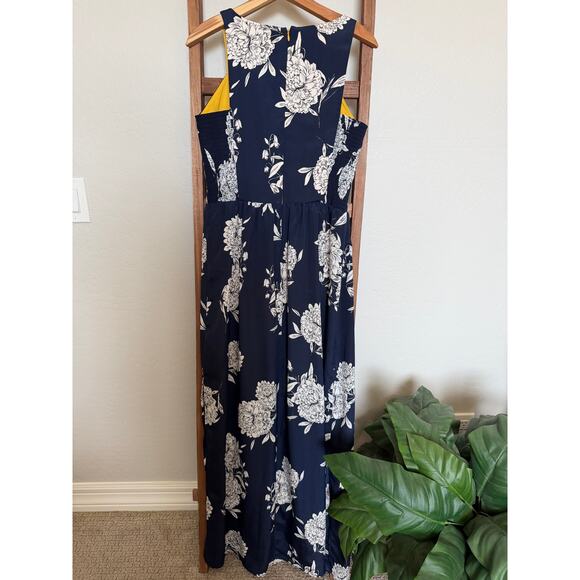 Vince Camuto | Navy White Floral Maxi Dress | 10 - Picture 4 of 4